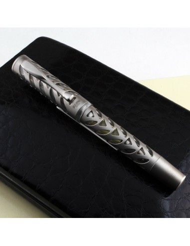 Visconti Silver Skeleton Fountain Pen - F sur le site 