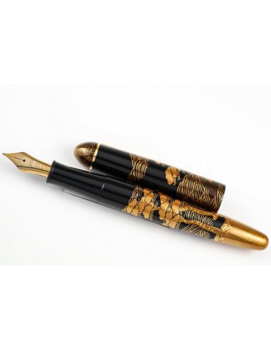 Platinum Limited Edition 3776 Urushi Maki-e Hamamatsu Coast Line with Pines - Medium Nib Fountain Pen online