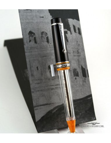 Delta Colosseum Limited Edition Demonstrator Ballpoint 1358 est présent 