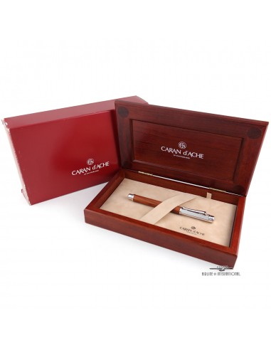 Caran d'Ache Varius Metwood W/ Rhodium Trim Rollerball Pen - Floor Model vous aussi creer 