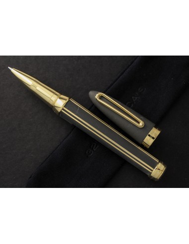 Montegrappa 18K Solid Gold 32nd America's Cup Rollerball Pen chez Cornerstreet bien 