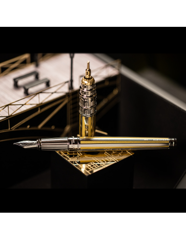 S.T. Dupont Loves Paris Fountain Pen Writing Kit les ligaments