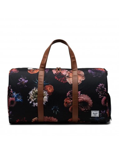 Novel Duffle - Floral Revival est présent 