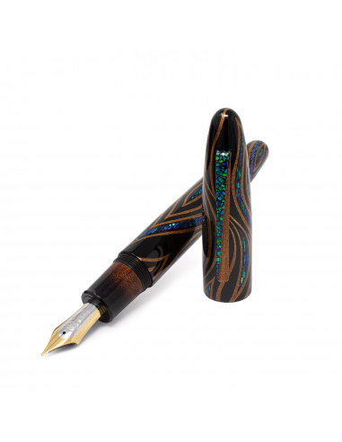 TACCIA Fossils in the Sky Collection "Sunset Peacock" Fountain Pen À commander