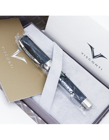 Visconti Opera Master Fountain Pen " Stargazer" Limited Edition en stock